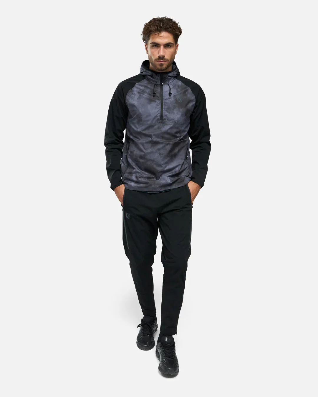 footkorner-veste-demi-zip-fk-freeze-noir-gris-freezejkt-010_6 (1)